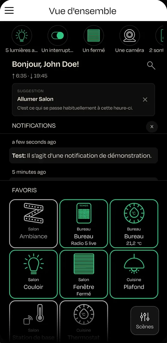 App nomos sur un smartphone : vue d’ensemble avec favoris et notifications