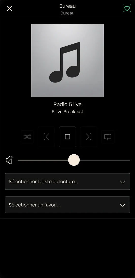 App nomos sur un smartphone : commande de la musique